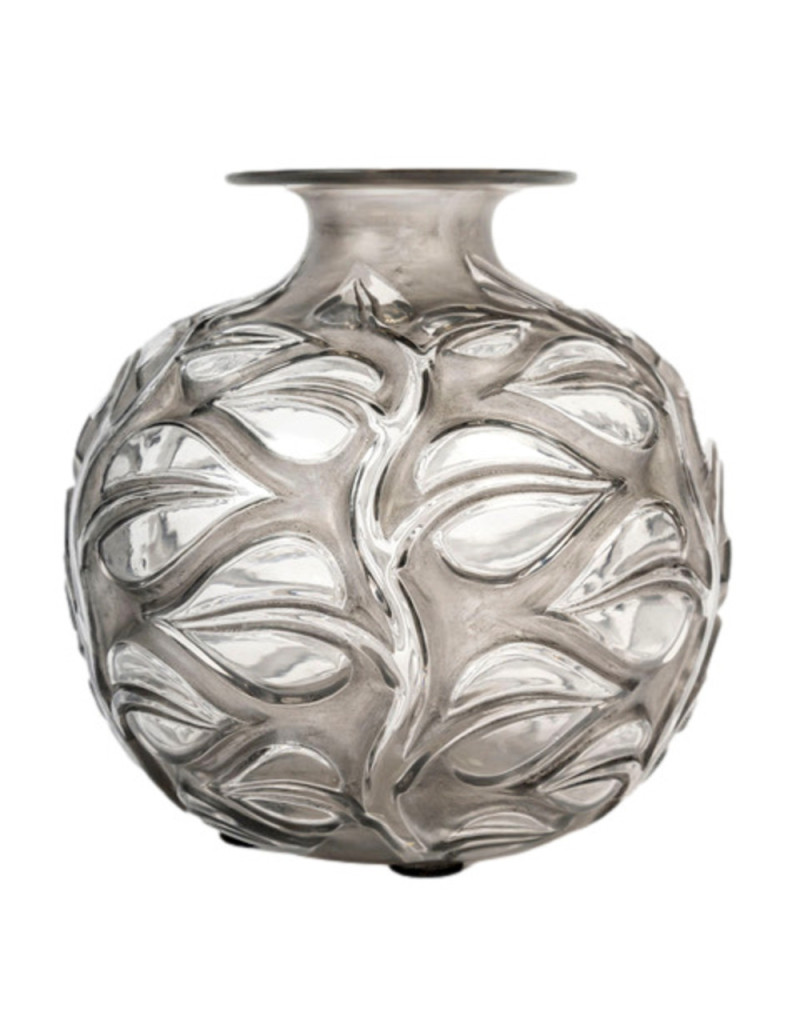 1926 - René Lalique (1860-1945) ,Vase "Sophora "
