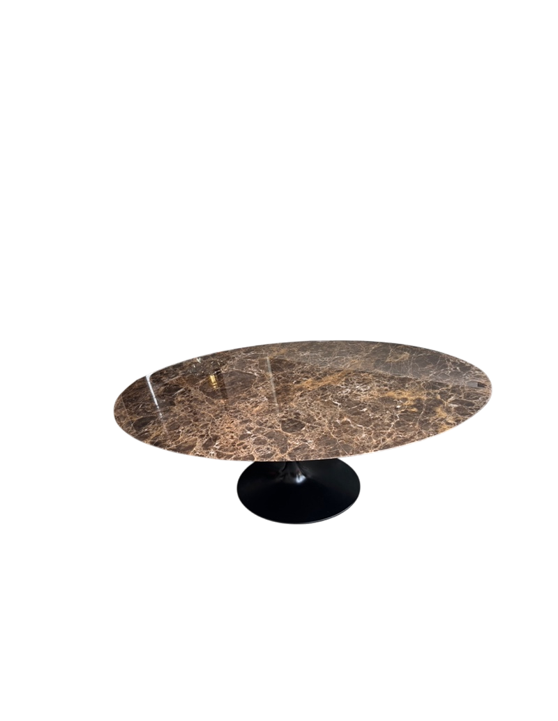 Eero Saarinen pour KNOLL ,+table ovale TULIP "Emperador"