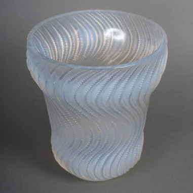 1934 René Lalique - Vase "Actinia"...