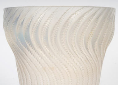 1934 René Lalique - Vase "Actinia"...