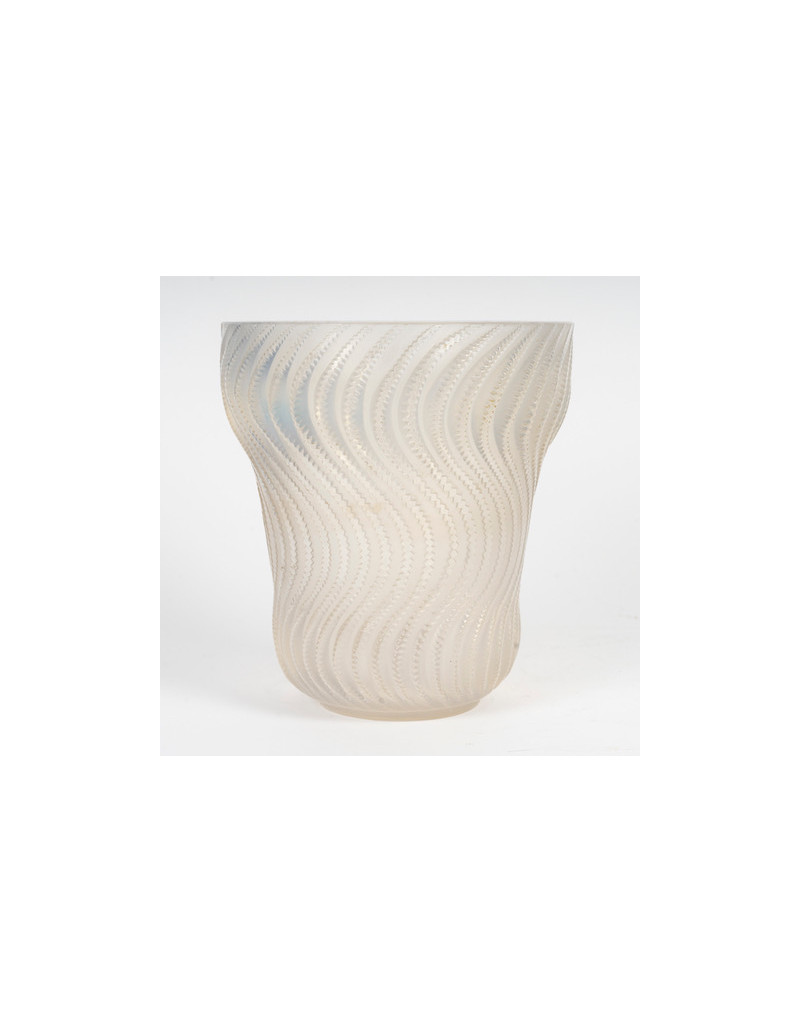 1934 René Lalique – "Actinia" Vase, Opalescent