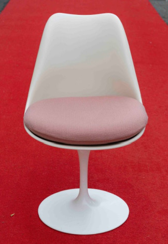Eero Saarinen (1910–1961) & Knoll...