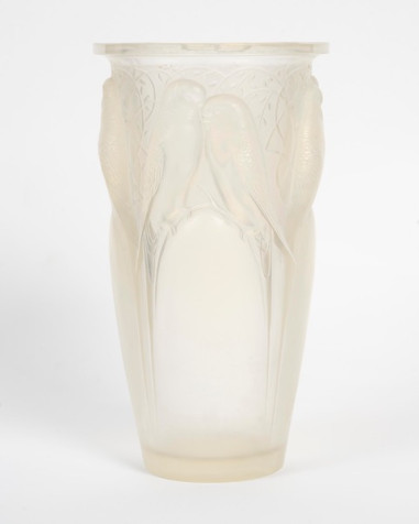 René Lalique-1924 - Opalescent...