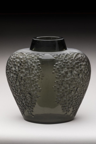 1921 - René Lalique, “Pepper” Vase