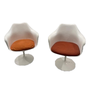 Two Knoll Swivel Tulip armchair