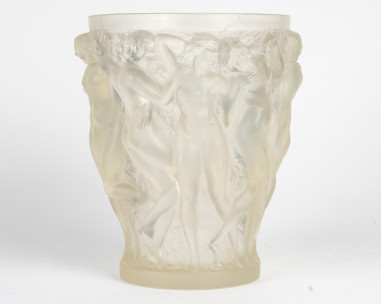 René Lalique - “Bacchantes” vase in...