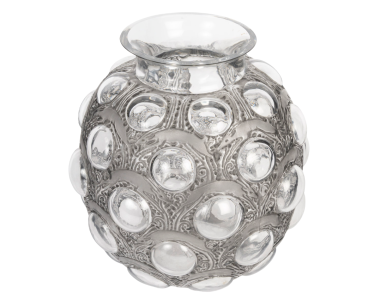 1925 – René Lalique, "Antilopes" Vase