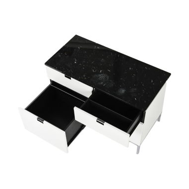 Low sideboard with body in white...