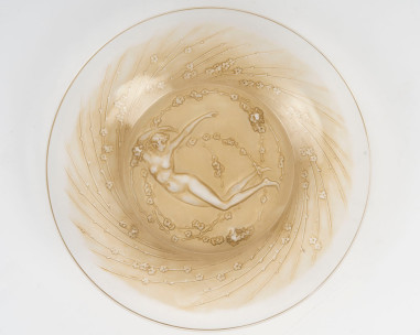 1920 - René LALIQUE Assiette "Une...