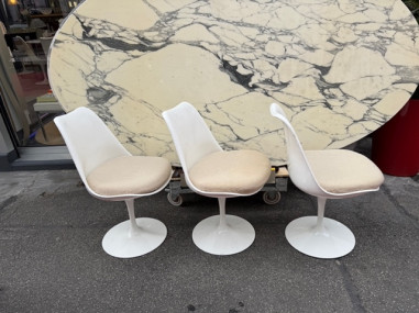 Eero Saarinen & Knoll International –...