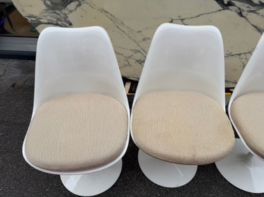 Eero Saarinen & Knoll International –...