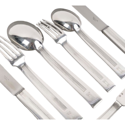 JEAN TÉTARD – 132-PIECE...
