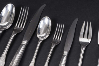 JEAN E. PUIFORCAT - 147-PIECE SILVER...
