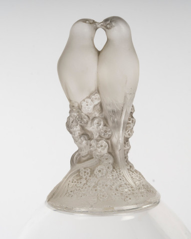 1925 – René Lalique, “TOURTERELLES” Vase