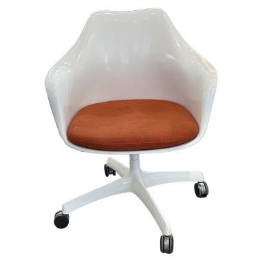Eero Saarinen pour Knoll : Paire de...