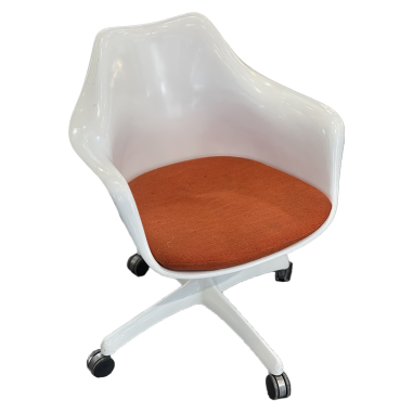 Eero Saarinen pour Knoll : Paire de...
