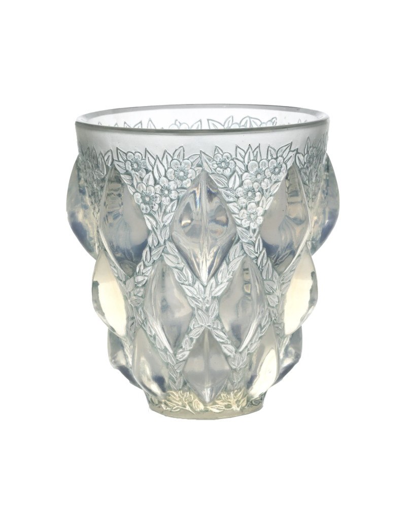 René Lalique : Vase « Rampillon » en verre opalescent